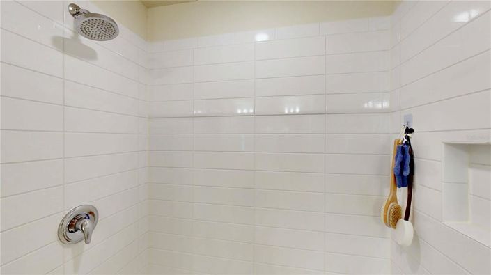 Image No.12-3 Bed Townhouse for sale