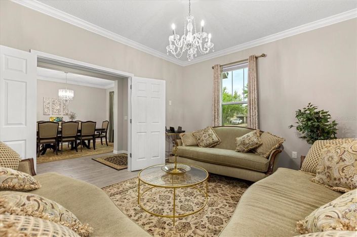 Image No.3-6 Bed Property for sale