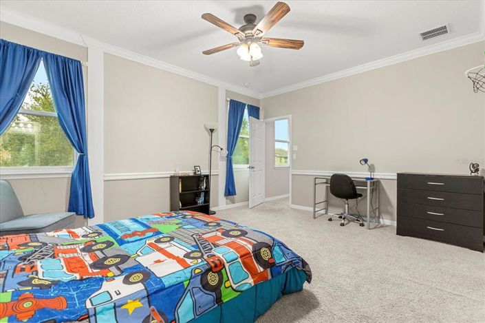 Image No.31-6 Bed Property for sale