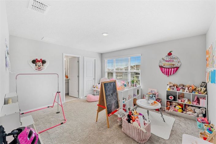 Image No.33-5 Bed Property for sale