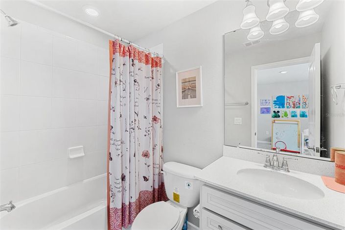 Image No.34-5 Bed Property for sale