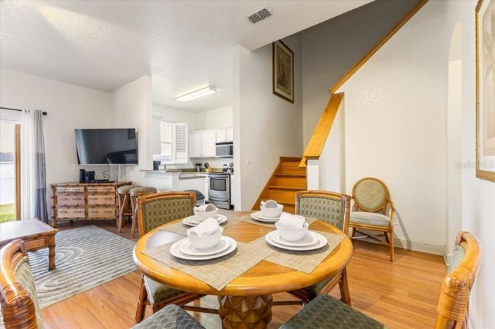 Image No.14-4 Bed Townhouse for sale