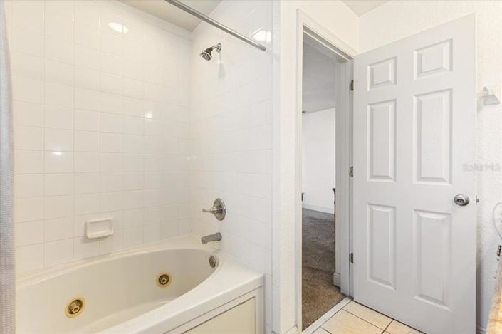 Image No.16-4 Bed Townhouse for sale