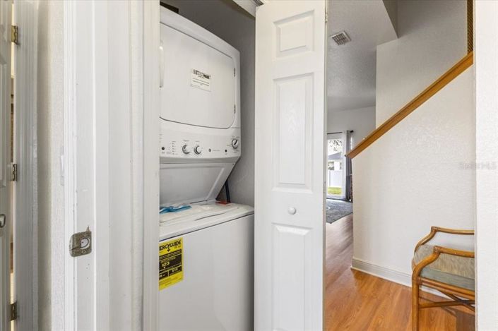 Image No.27-4 Bed Townhouse for sale