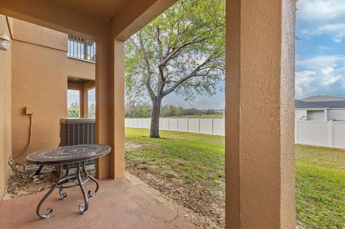 Image No.28-4 Bed Townhouse for sale