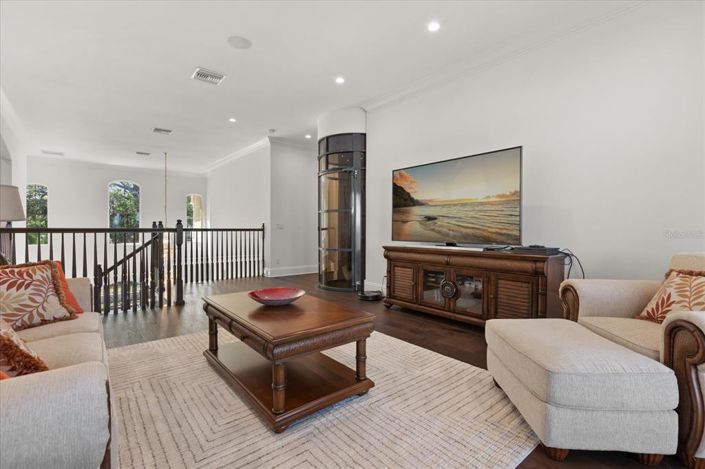 Image No.29-7 Bed Property for sale