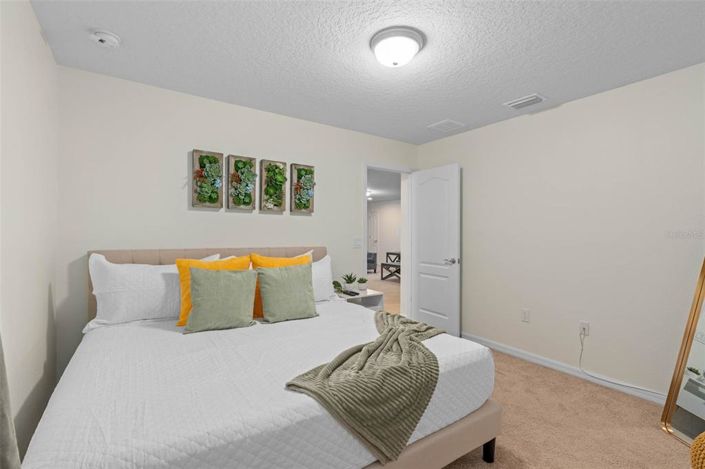 Image No.25-8 Bed Property for sale