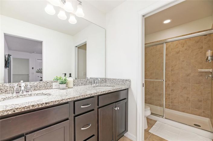 Image No.38-8 Bed Property for sale