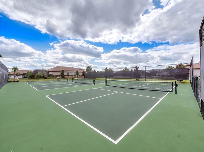 Image No.42-4 Bed Property for sale