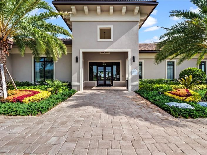 Image No.65-4 Bed Property for sale