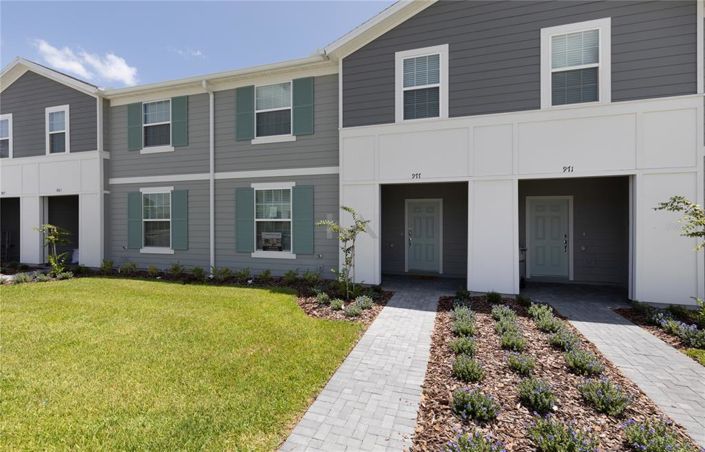 Image No.1-5 Bed Townhouse for sale
