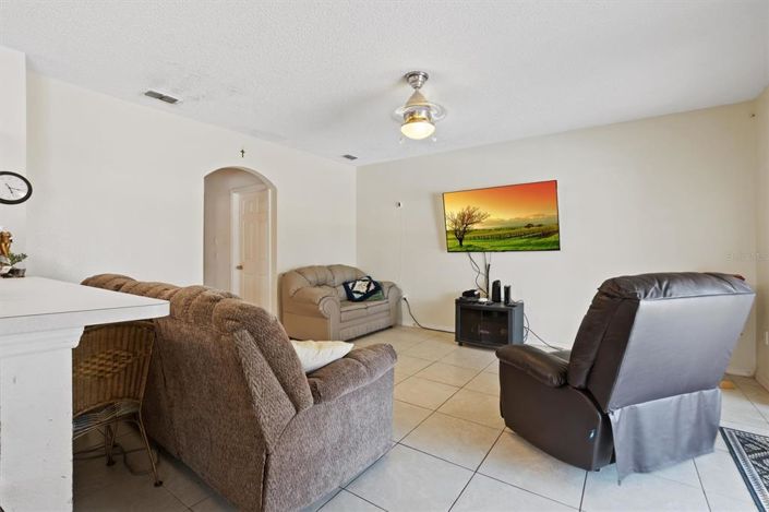 Image No.16-4 Bed Property for sale