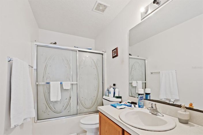 Image No.17-4 Bed Property for sale