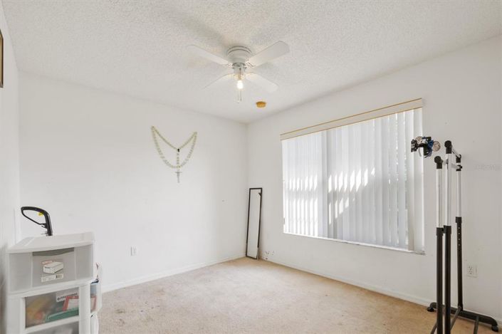 Image No.19-4 Bed Property for sale