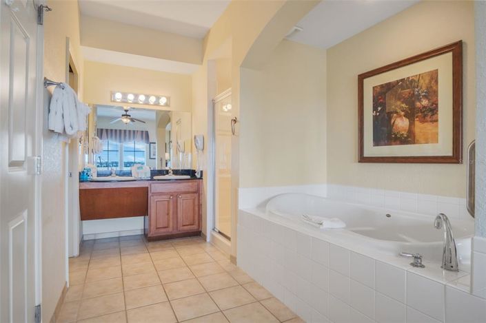 Image No.14-2 Bed Property for sale