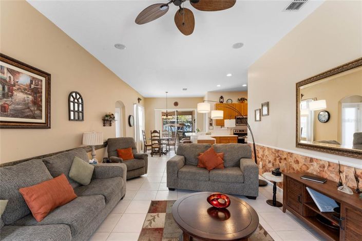 Image No.21-Propriété de 4 chambres à vendre à Davenport