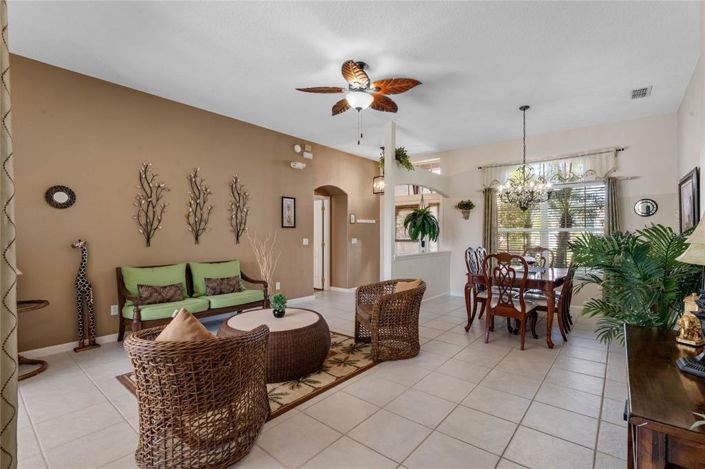 Image No.8-Propriété de 4 chambres à vendre à Davenport