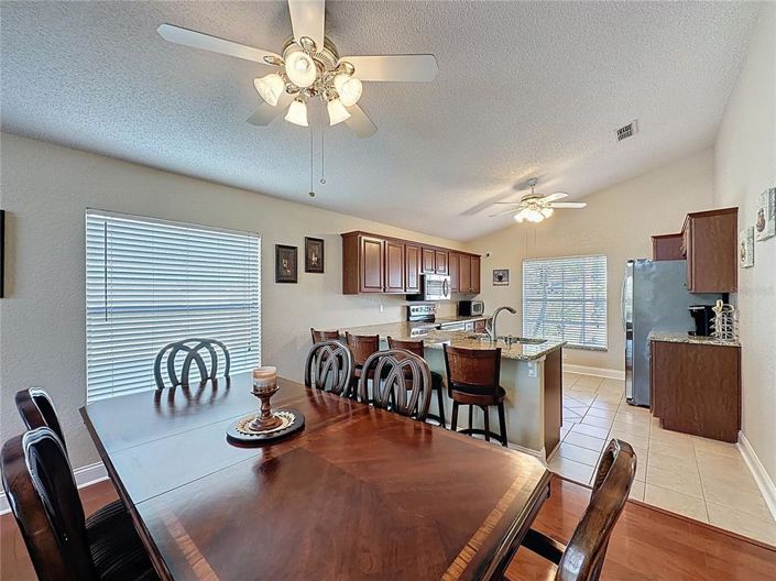 Image No.20-3 Bed Property for sale