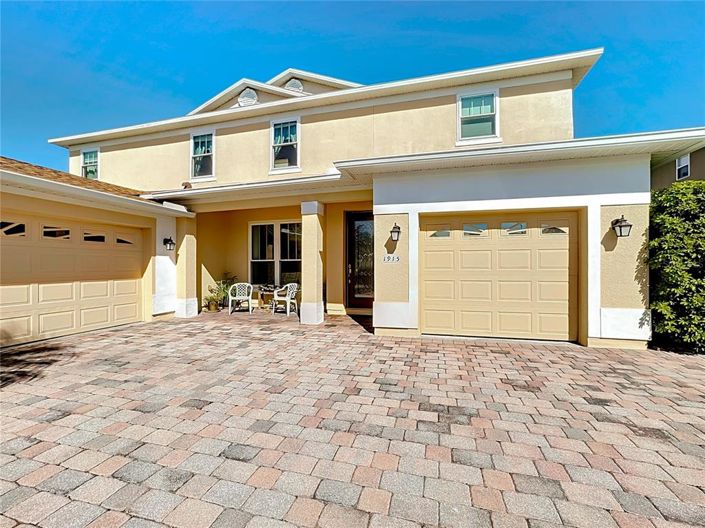 Image No.1-5 Bed Property for sale