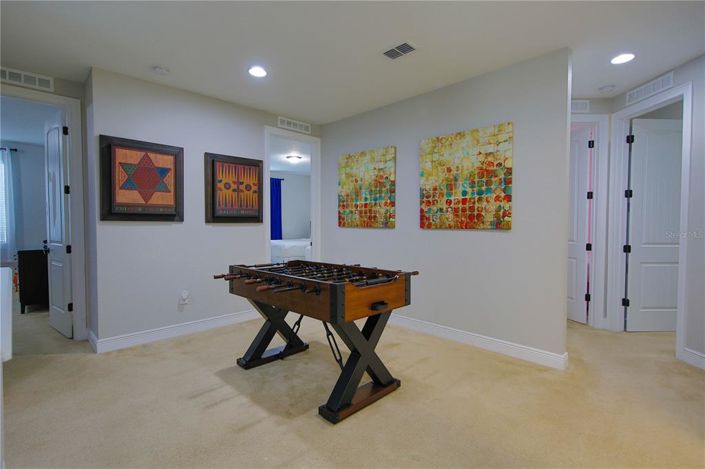 Image No.11-10 Bed Property for sale