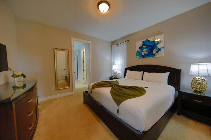 Image No.18-10 Bed Property for sale