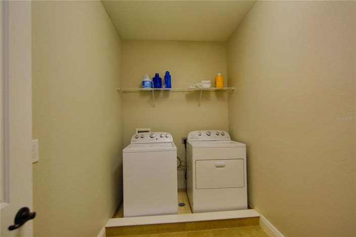 Image No.26-10 Bed Property for sale