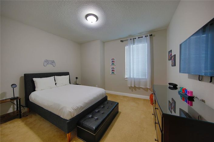 Image No.27-10 Bed Property for sale