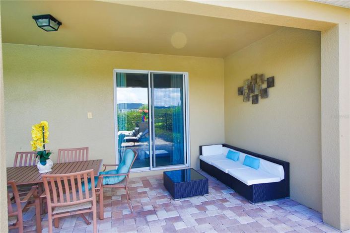 Image No.7-10 Bed Property for sale