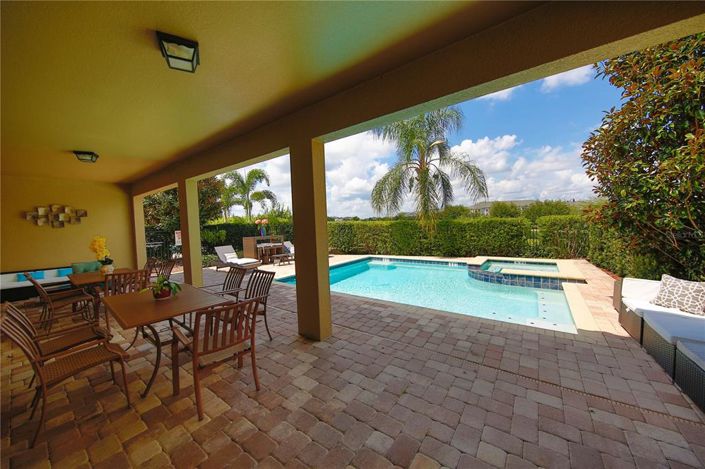 Image No.9-10 Bed Property for sale