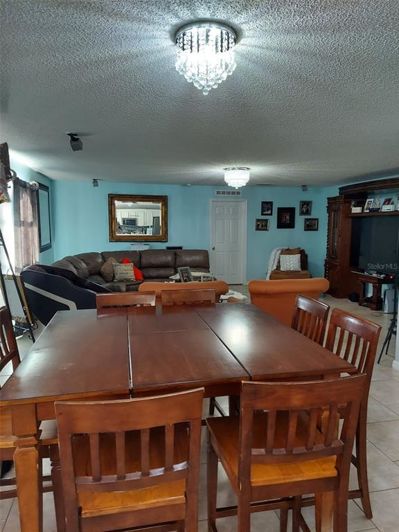 Image No.6-Propriété de 6 chambres à vendre à Kissimmee