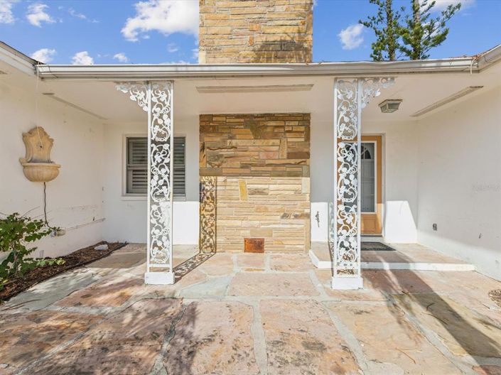 Image No.3-2 Bed Property for sale