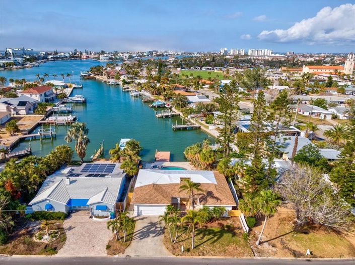 Image No.38-2 Bed Property for sale