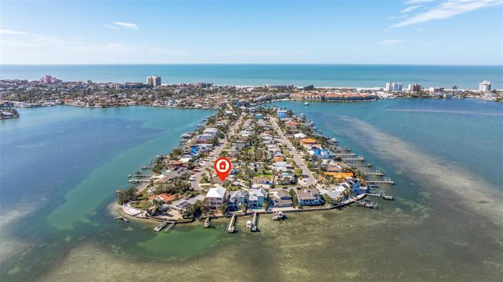 Image No.10-3 Bed Property for sale