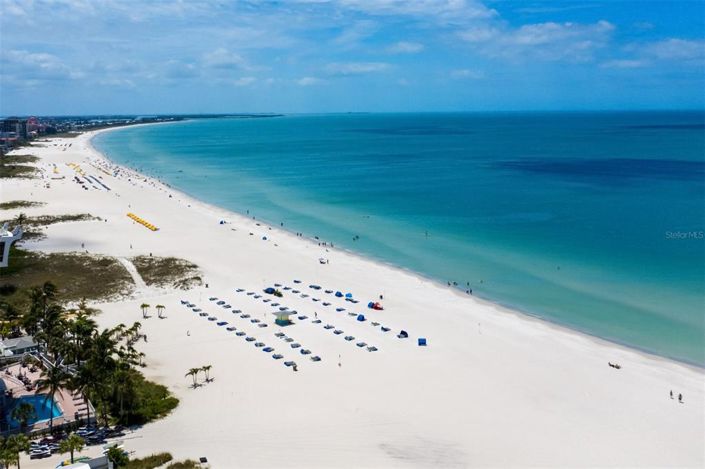 Image No.11-3 Bed Property for sale