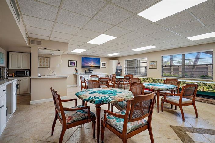 Image No.36-2 Bed Property for sale