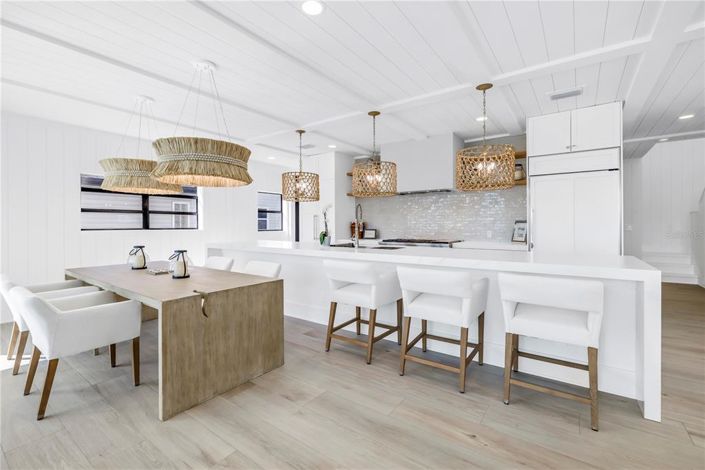 Image No.19-3 Bed Property for sale