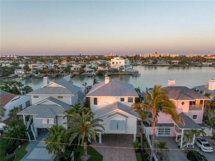 Image No.48-3 Bed Property for sale