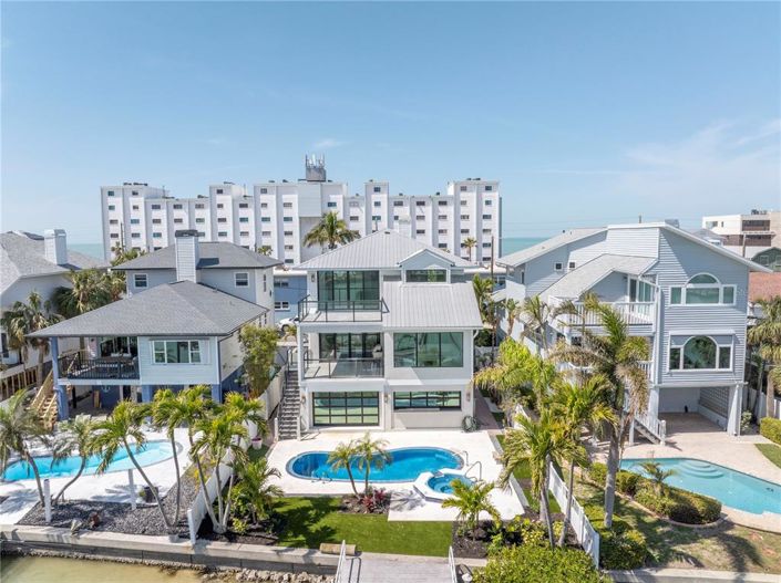 Image No.5-3 Bed Property for sale