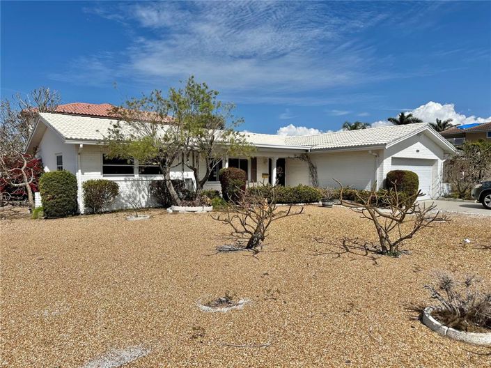 Image No.1-2 Bed Property for sale