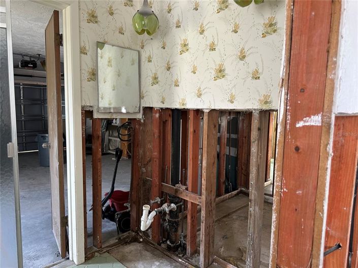 Image No.12-2 Bed Property for sale