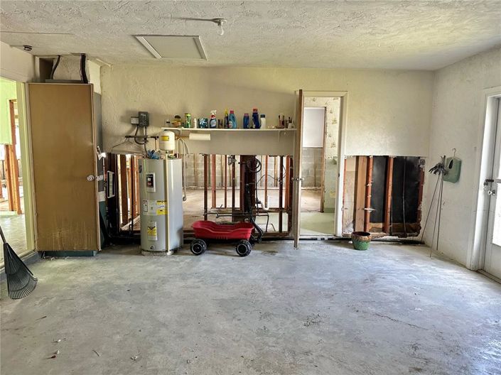 Image No.15-2 Bed Property for sale