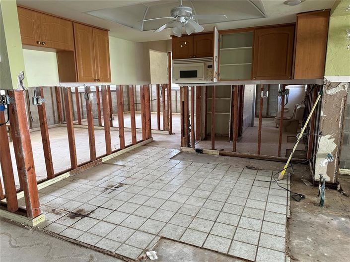 Image No.8-2 Bed Property for sale