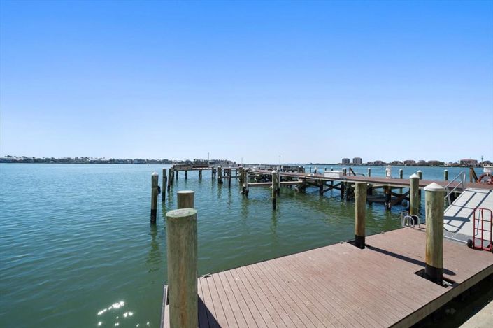 Image No.33-2 Bed Property for sale