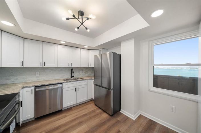 Image No.5-2 Bed Property for sale