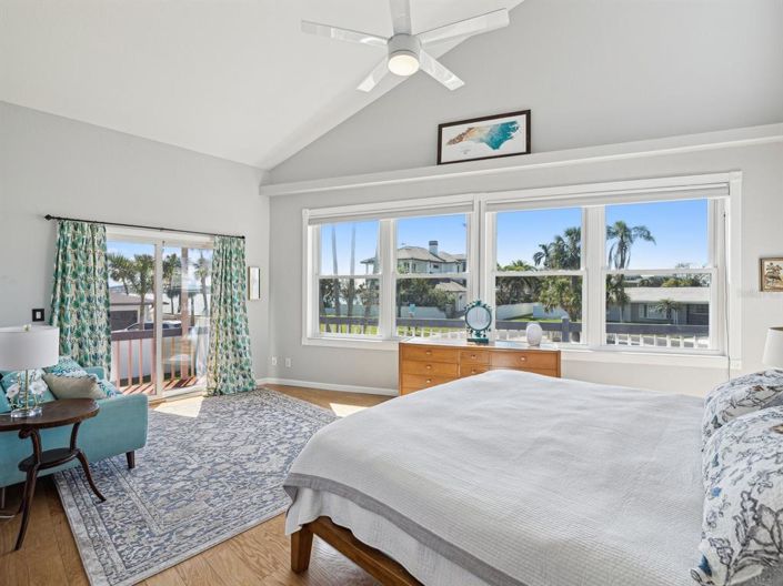 Image No.15-3 Bed Property for sale