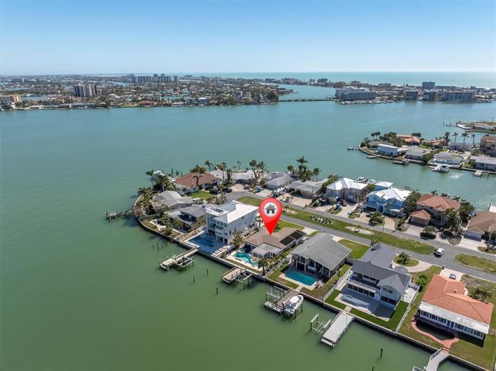 Image No.12-3 Bed Property for sale