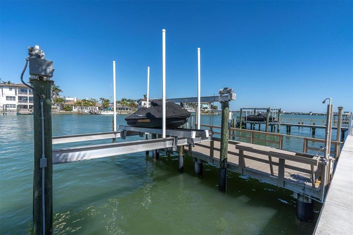 Image No.14-3 Bed Property for sale