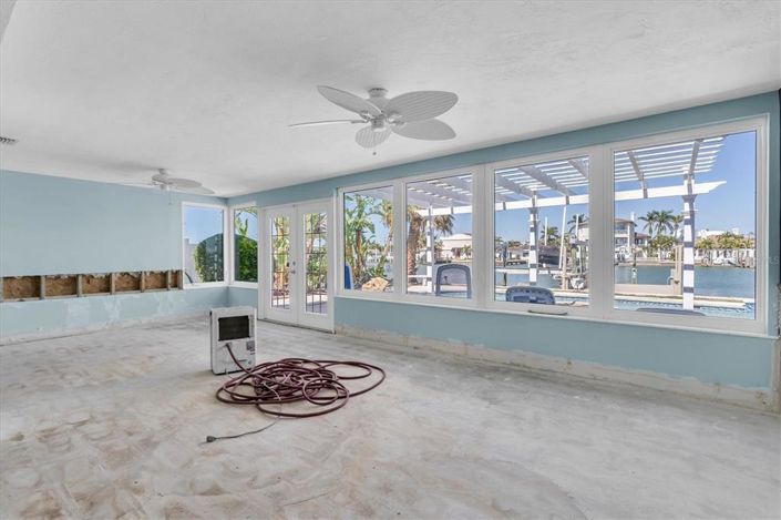 Image No.26-3 Bed Property for sale