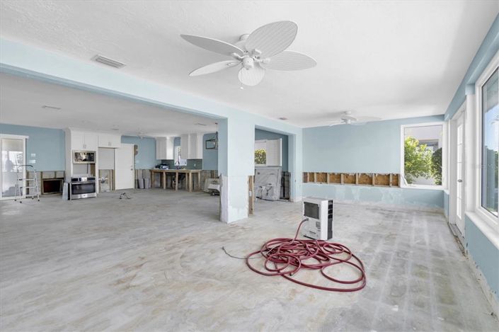 Image No.27-3 Bed Property for sale