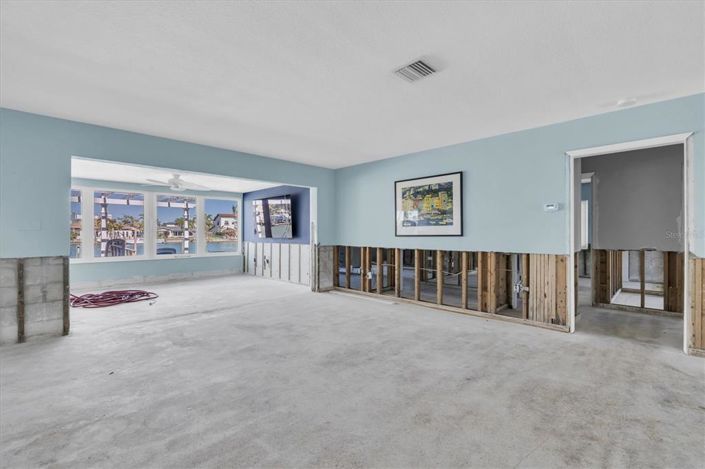 Image No.32-3 Bed Property for sale